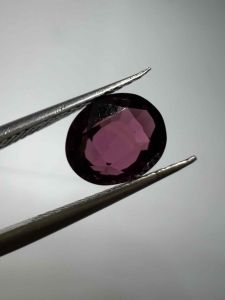 2770-ĐÁ GARNET RHODOLITE TÍM HỒNG ( THIÊN NHIÊN )KHÔNG XỬ LÝ