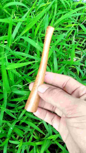 Pipa pirok kayu bertua kelor serat emas 11cm