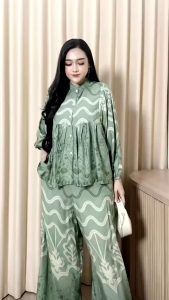 One Set Reva Jumbo Rayon Premium Zipper Depan Aktif / Setelan Panjang Terbaru Modern Mewah Bahan Berkualitas Adem Halus Super Nyaman