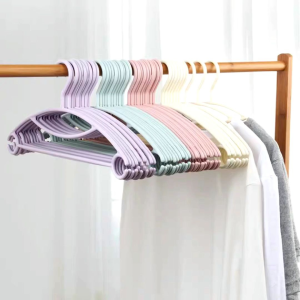 Gantungan baju plastik Hanger Baju loundry dewasa isi 10