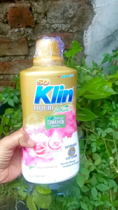 SoKlin Liquid Cair 700ml kemasan Botol