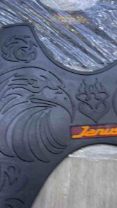 Thảm để chân xe JANUS Caosu chống trơn trượt