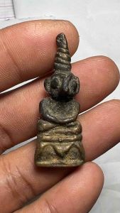 พระเครื่องเก่าเก่า เครื่องรางเก่าเก่า เนื้อโลหะ สายมู