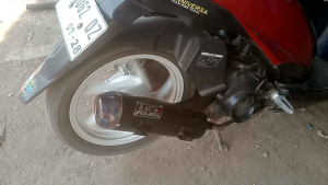 Knalpot Standar Racing Metik: Pilihan Terbaik Untuk Vario & Beat