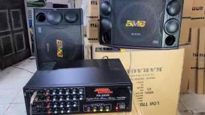 Bộ karaoke gồm amply 12 sò lớn và đôi loa SE 2000 bass 30 từ kép và tép từ kép