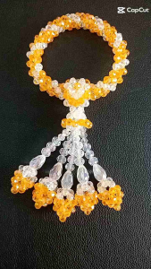 พวงมาลัยคริสตัลสีเหลืองทองสลับสีขาวใสเส้นผ่านศูนย์กลาง6ซม