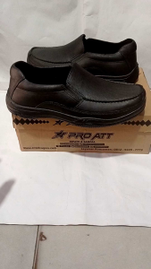 Sepatu kerja kantor pantofel karet full black hitam ATT pria wanita anti selip anti air