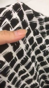 Vải voan lụa hàn họa tiết trắng đen mềm rũ (khổ 1m45)may đầm váy áo kiểu áo sơ mi thời trang