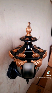 Garansi Lampu dinding outdoor waterproof Kode 1204 A/S Hitam Gold Tahan Air - Anti Karat