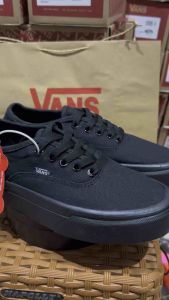 BEST SELLER ! Sepatu Full Black Pria dan Wanita