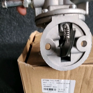 Fuel Pump Membran T120 Kyosan MD011109 Mobil Colt Mitsubishi