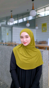 Hijab Bergo AMIRAH By HUSNA Bahan Jersey Premium