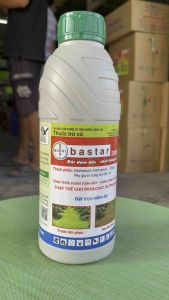 Thuốc trừ cỏ Bastar 200SL ( chai 900ml ) NHÃN ĐỎ trừ cỏ mần trầu  cỏ cú  cỏ ống  cỏ chỉ ...