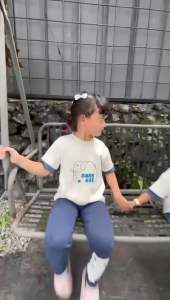 Barnbee Cozy Tshirt Elephant / Kaos Anak