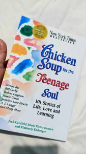 Chicken Soup for the Teenage Soul: Stories of Life Love and Learning (Chicken Soup for the Soul) - Paperback