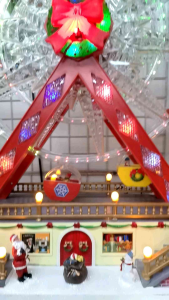 SANTA CLAUS COLORFUL GIANT FERRIS WHEEL CHRISTMAS VILLAGE DISPLAY