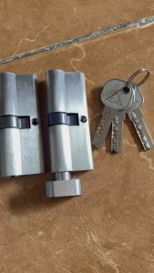 Củ khóa ruột khóa lõi khóa tay gạt dùng thay thế cho các loại cửa