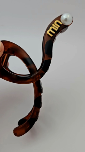 กิ๊บหนีบผมเกาหลีเกาใจเรียบหรู