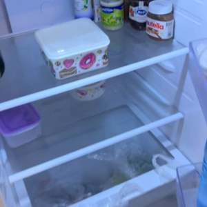 กล่องถนอมอาหาร ทรงกลม เซ็ท5ใบ พลาสติกเนื้อดี แบบมีฝาปิด พิมพ์ลายน่ารัก ช่วยถนอมอาหาร ฝาใสมองเห็นของด้านใน