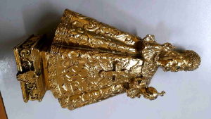 Sto Niño de Prague 8 inches