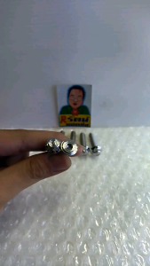 อารัตน์น็อตซิ่ง น็อตครอบสเตอร์หน้า wave110 i ปี 2009-2022 wave125 i ปี 2012-2023 สแตนเลส ขัดเงา มี2ลายราคาต่อ 1 = 2 ตัว