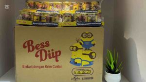 Bessdiip Minions Snack Biskuit Krim Coklat Stick Biskuit Cokelat Premium Isi 16 Pak x 12 Pcs Perkarton Termurah