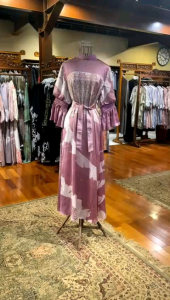 Dress Tissue by Dian Pelangi LIMITED EDITION Busana Muslim Baju Maxi Gamis Abaya Kaftan Gaun Outfit Busui Pesta Pernikahan Kondangan Lebaran Formal Wanita Hijaber Cantik Anggun Modis Modern Simple Elegan Mewah Model Korea Motif Batik Hand Made Kekinian