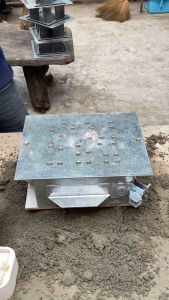 แม่พิมพ์อิฐบล็อกช่องลม3R แบบลายเครื่องบิน VP-025 ขนาด 20 × 20 × 9 cm.ใช้ 25 ก้อนต่อหนึ่งตารางเมตรทำงานต่อเนื่องได้ซื้อแยกเฉพาะแกนได้ทำให้ประหยัดค่าแม่พิมพ์ได้ได้มาก