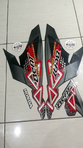 STIKER STRIPING LIS LES POLET PLAT BODY MOTOR HONDA BEAT KARBU 2011