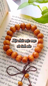 Chuỗi vòng tay bình an hạt gỗ thơm kết nút tàu tinh xảo