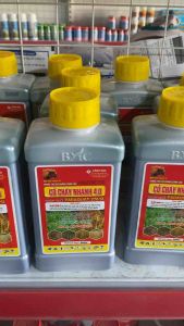 Thuốc Cỏ Cháy Nhanh 24h 4.0 FAQUATRIO 20SL chết nhanh trong 24 trị cỏ khó chết Mần Trầu Gấu Lác Chác - Chai 900ml