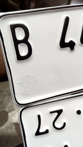 PLAT NOMOR MOTOR STANDAR DAN FONT TERBARU harga sudah sepasnag