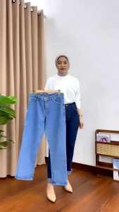 Celana Jeans Wanita: Pilihan Terbaik untuk Pekerjaan & Aktivitas Sehari-hari