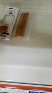 Royal Miswak Natural Toothbrush by Al Raudah is a premium all-natural oral hygiene solution that harnesses the power of miswak a traditional teeth cleaning twig known for its exceptional benefits.