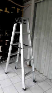 Tangga Lipat 1.5 Meter Super Kuat Bahan Baja Ringan Kokoh