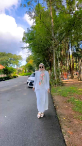 Baju Kurung Moden Fishtail (Baju muslimah jenis loose)- Ready stock