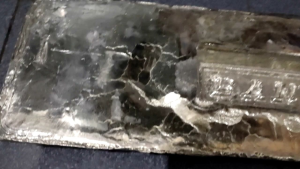 Banka Tin Timah Murni & Alat Geologi untuk Penambangan