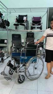 Xe Lăn Cho Người Già Có Bô Vệ Sinh Lucass X89 – Xe Lăn Khung Thép Có Thể Gấp Gọn Da Simili Dễ Dàng Vệ Sinh | Bảo Hành 12 Tháng