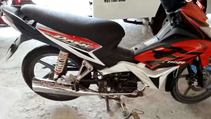 Honda Dash 110 Chicken Pipe Tatak GKK Racing