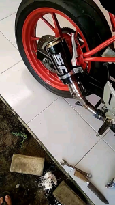 Knalpot SC Project Carbon: Pilihan Terbaik untuk Motor Anda