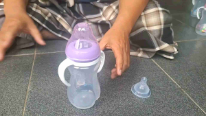 MINITREE 2IN1 BABY FEEDING BOTTLE WIDENECK 2 FUNGSI BISA DOT BISA SEDOTAN BPA FREE 330 ML