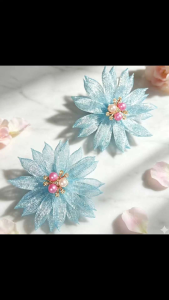 Sparkling Daisy Flower Hair Clip - 1pair/2pcs - Elegant Floral Accessory for Any Occasion - Easy to Use & Versatile Styling - Perfect for Dressing Up or Casual Looks - Enhance Your Style with Subtle Elegance