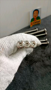 อารัตน์นอตซิ่ง น็อตM6×90มิล.หัวแบนสแตนเลส304 ลายก้นหอย ขัดเงาฉ่ำๆ ราคาต่อ1ตัว