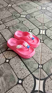 Sandal Jepit Anak Perempuan Pimio Labubu terbaru sandal Ringan Nyaman Di Pakai Anti Slip