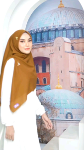 AYURA SCARF JUMBO ARRAFI HIJAB SEGIEMPAT JUMBO