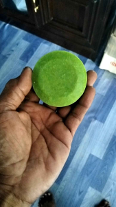 สบู่สมุนไพรสูตรเย็นสดชื่นทุกครั้งที่อาบน้ำ  อุดมไปด้วยสารสกัดจากธรรมชาติ ล้วนๆ