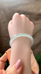 Jadeite jade bangle singapore guifei 51mm round 48-50mm can wear
