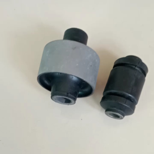 KARPET LUMPUR RODA SUZUKI DEPAN MOBIL KATANA CARRY EXTRA FUTURA HARGA 1 SET 2 LEMBAR