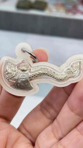 Water Dragon Devil-Slaying Axe (Avoiding Dark Magic) Ajarn La is a highly respected magic master in northern Thailand