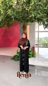 Ilenia - Gamis Safiya Payet Bunga Crinkle Premium Swarovski